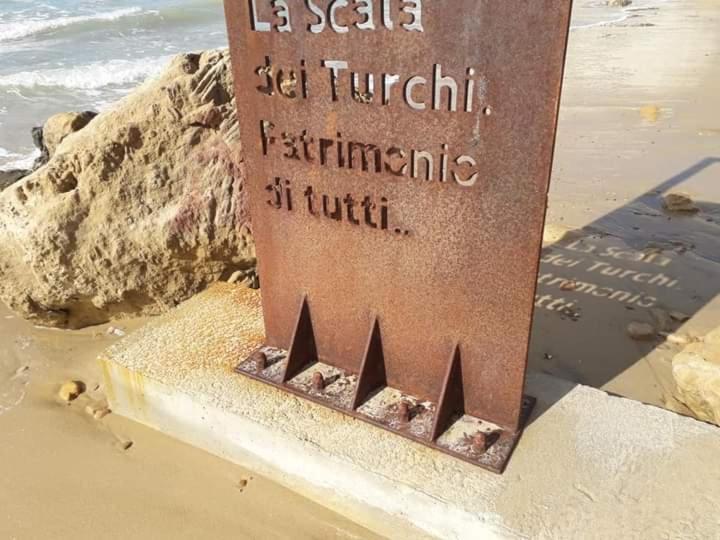 Appartamento La Casa del Sole Porto Empedocle Esterno foto