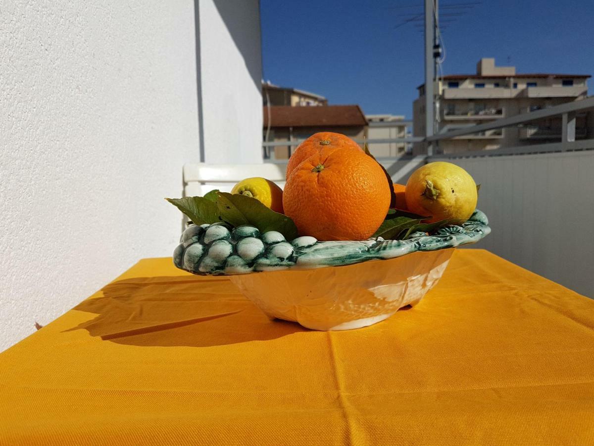 Appartamento La Casa del Sole Porto Empedocle Esterno foto